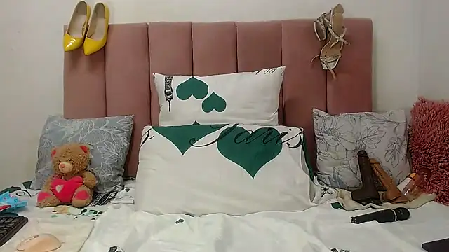 RoundaAssx22 online show from 11.02.25