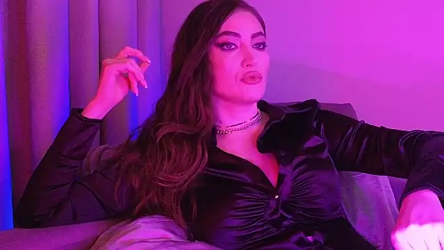 AliceJameson online show from 11.18.25