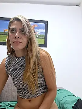 Elianasuarezz online show from 09.23.25