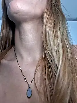 Elianasuarezz online show from 05.16.26