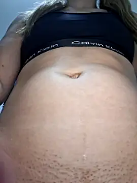 Elianasuarezz online show from 06.12.26