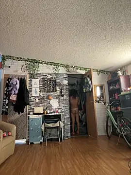 Snapshot of TranSexualJade95 chatting on 10.06.25 TranSexualJade95 online show from 10.06.25