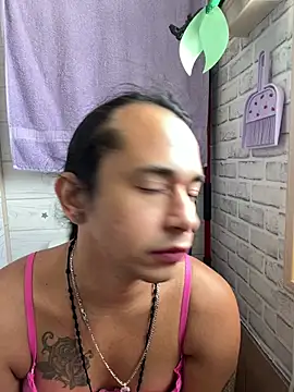 TranSexualJade95 online show from 06.25.26