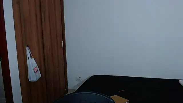 OrianaSaenz  online show from 03.12.26