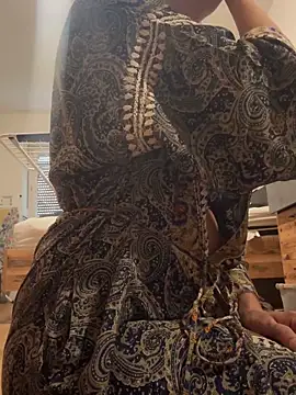  Katherine Pierce  online show from 03.18.26