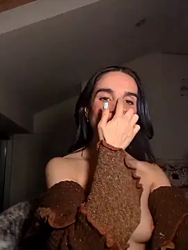 Snapshot of RosieCheexxxxxx chatting on 10.29.25 RosieCheexxxxxx online show from 10.29.25