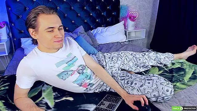 WilliamDyson online show from 11.03.25