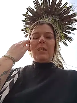 Fernandar2025 online show from 12.15.25