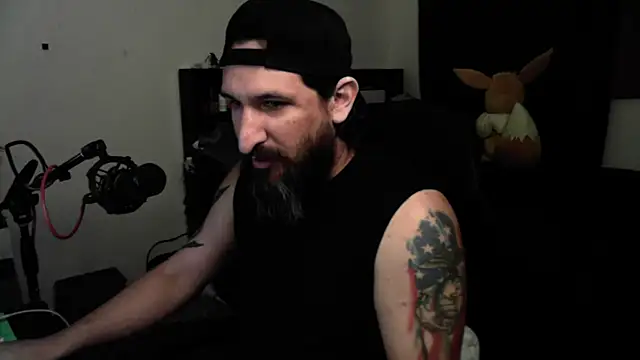 DevilPup75  online show from 04.25.26