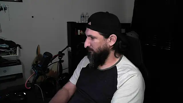 Snapshot of DevilPup75_ chatting on 05.15.26 DevilPup75 online show from 05.15.26