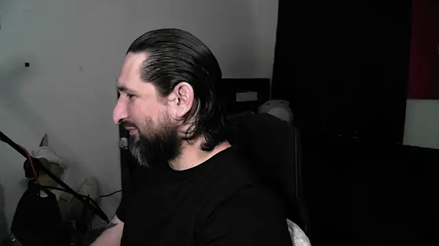 Snapshot of DevilPup75_ chatting on 05.18.26 DevilPup75 online show from 05.18.26