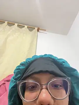 Valen1800 online show from 11.13.25