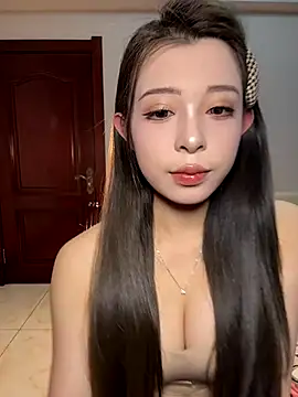 Snapshot of tuanzi125216 chatting on 10.24.25 tuanzi125216 online show from 10.24.25