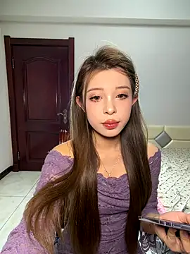 Snapshot of tuanzi125216 chatting on 11.08.25 tuanzi125216 online show from 11.08.25