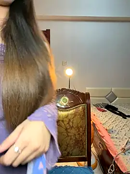 Snapshot of tuanzi125216 chatting on 11.14.25 tuanzi125216 online show from 11.14.25