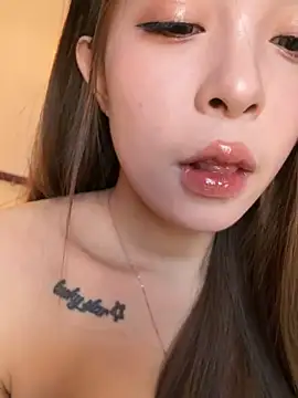 Snapshot of tuanzi125216 chatting on 01.08.26 tuanzi125216 online show from 01.08.26