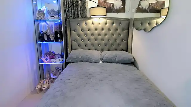 Claudia empress online show from 10.09.25