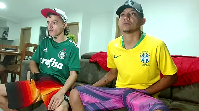 Snapshot of skinny23cm chatting on 01.09.25 skinny23cm online show from 01.09.25