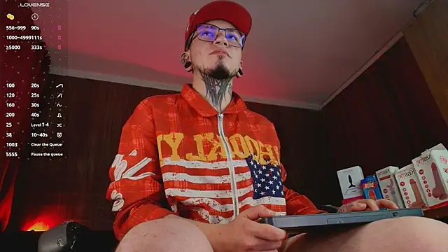 tyler jones  online show from 07.12.26