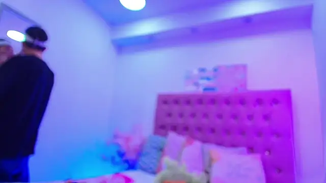 OzorioDany online show from 11.12.25