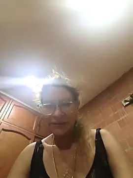 MaryeLunna online show from 09.30.25