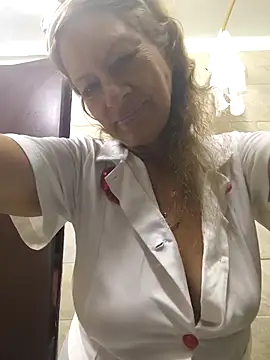 MaryeLunna online show from 10.05.25