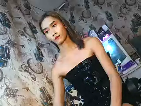 Snapshot of youarea_dreamer chatting on 10.25.25 youarea dreamer online show from 10.25.25