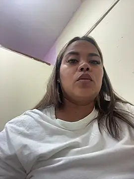 EmilyDuran  online show from 06.10.26