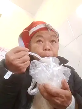 VangLe73 online show from 12.21.25