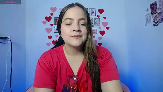 Snapshot of Pregnant_Kloe chatting on 05.04.26 Pregnant Kloe online show from 05.04.26