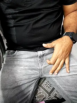 biggolu007 online show from 10.30.25