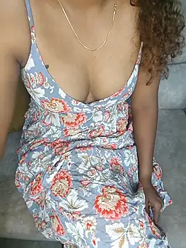 Tamilpallavi online show from 04.25.26