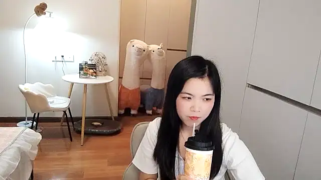 XiaoAnQi online show from 10.25.25