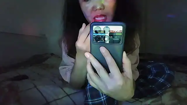 sakuradelreina online show from 02.13.26