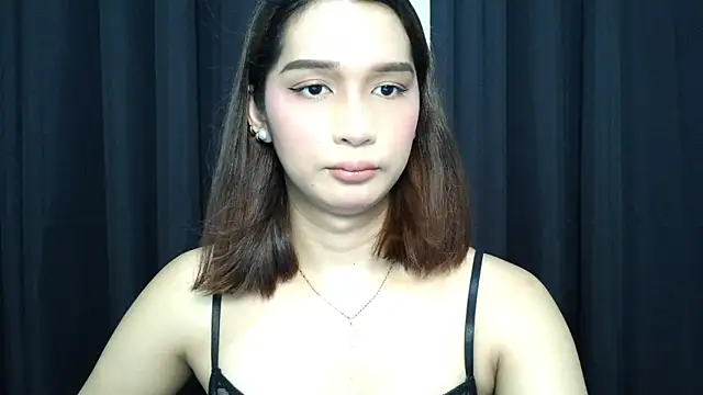 Snapshot of Sophia_Trans chatting on 06.19.26 Sophia Trans online show from 06.19.26