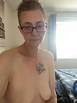 Curvy-Jinx online show from 09.29.25