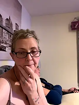 Curvy-Jinx online show from 11.23.25