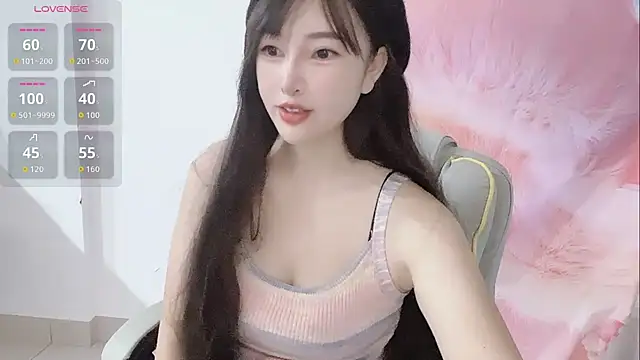 Snapshot of Crush-7ii chatting on 09.28.25 Crush-7ii online show from 09.28.25