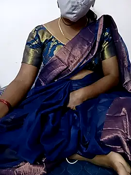 Cute Renuka online show from 10.27.25