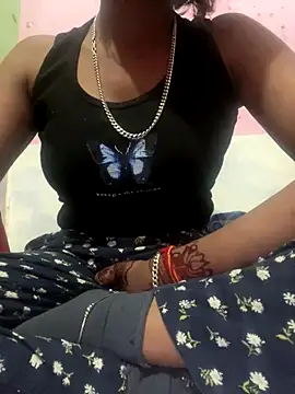 Snapshot of sakshi5533 chatting on 01.06.26 sakshi5533 online show from 01.06.26