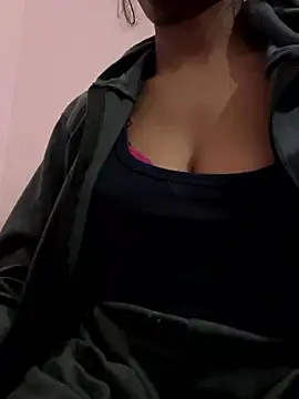 Snapshot of sakshi5533 chatting on 01.09.26 sakshi5533 online show from 01.09.26