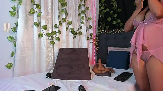 Delilah 85 online show from 01.18.26