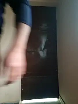 Snapshot of MaxB057 chatting on 12.19.25 MaxB057 online show from 12.19.25