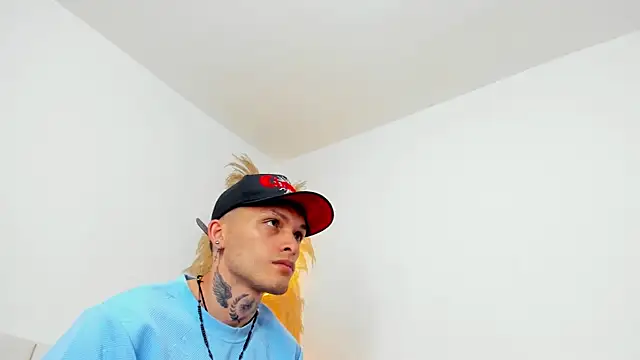 Snapshot of Kieran_kian chatting on 02.22.26 Kieran kian online show from 02.22.26