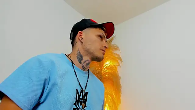 Snapshot of Kieran_kian chatting on 02.24.26 Kieran kian online show from 02.24.26