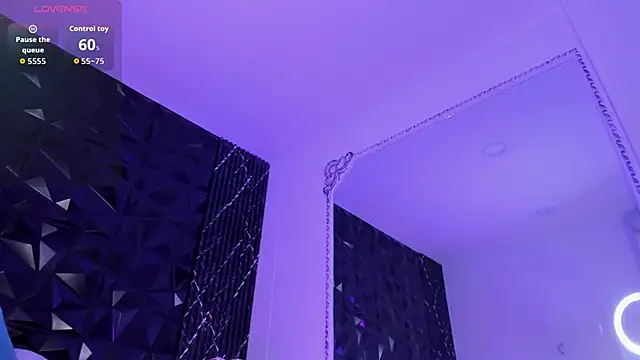 katierouge  online show from 10.29.25