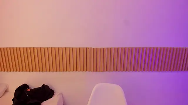 Snapshot of OliviaSweett chatting on 11.20.25 OliviaSweett online show from 11.20.25