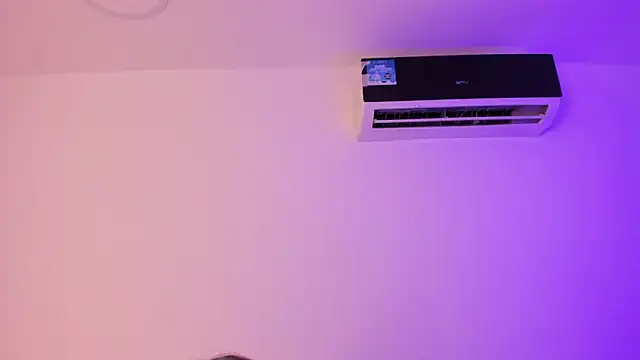 Snapshot of OliviaSweett chatting on 02.08.26 OliviaSweett online show from 02.08.26