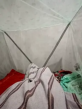 Snapshot of monubigcoock chatting on 10.31.25 monubigcoock online show from 10.31.25