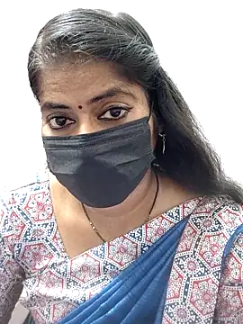 Snapshot of tamil_Sigappu_Roja chatting on 10.24.25 tamil Sigappu Roja online show from 10.24.25